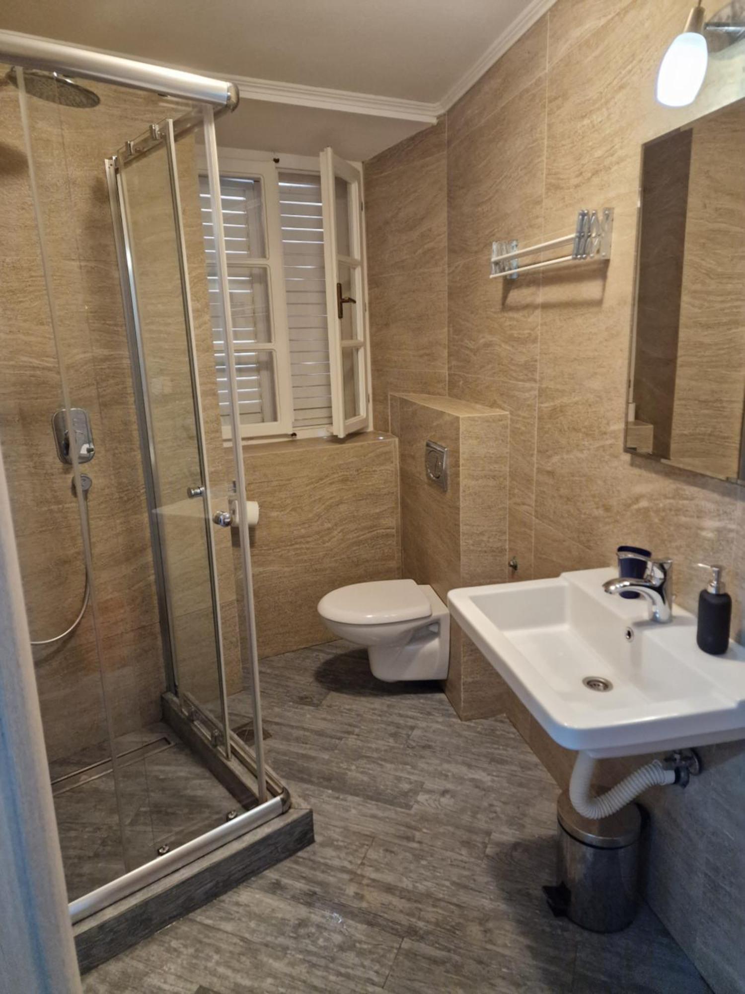 Rooms Dana Old Town Budva Eksteriør billede